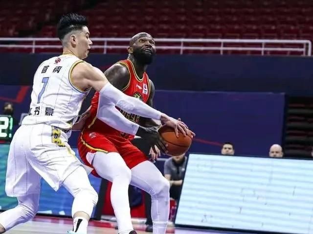 琼斯|如果把吉林队的琼斯给广东，CBA是否会迎来大结局？