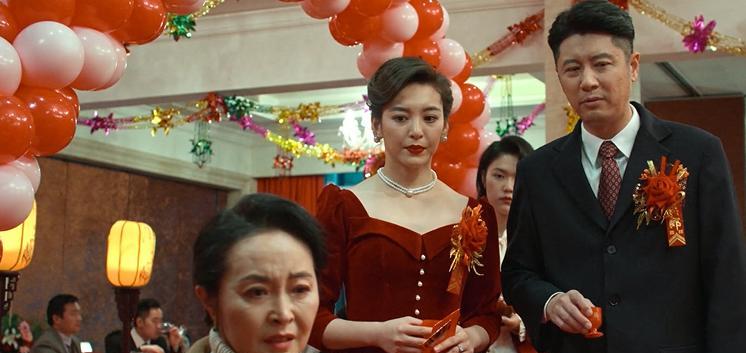 野蛮生长|风吹半夏:看懂冯遇二婚的凄凉,就知道伍建设为何会成5人帮老大