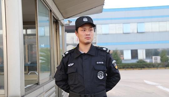 济南|公司招聘保安，月薪2500-5000，应聘者要求工资5000，当场被录用