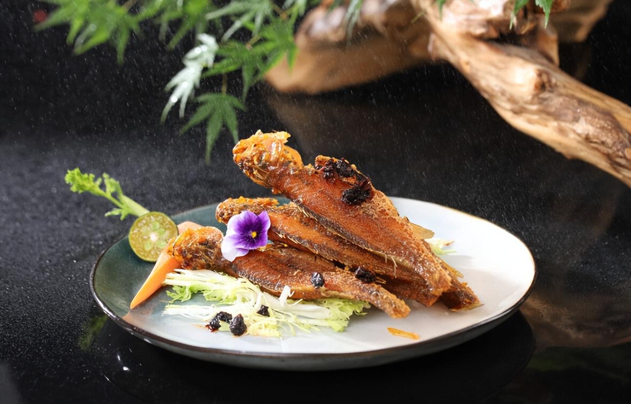 疾病|提醒女人：35岁后，气色很重要，常吃5种常见食物，营养好滋味！