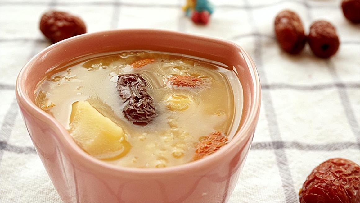 俗话说：入秋排毒，一年不堵！多吃“3根2果”，一整年都受益