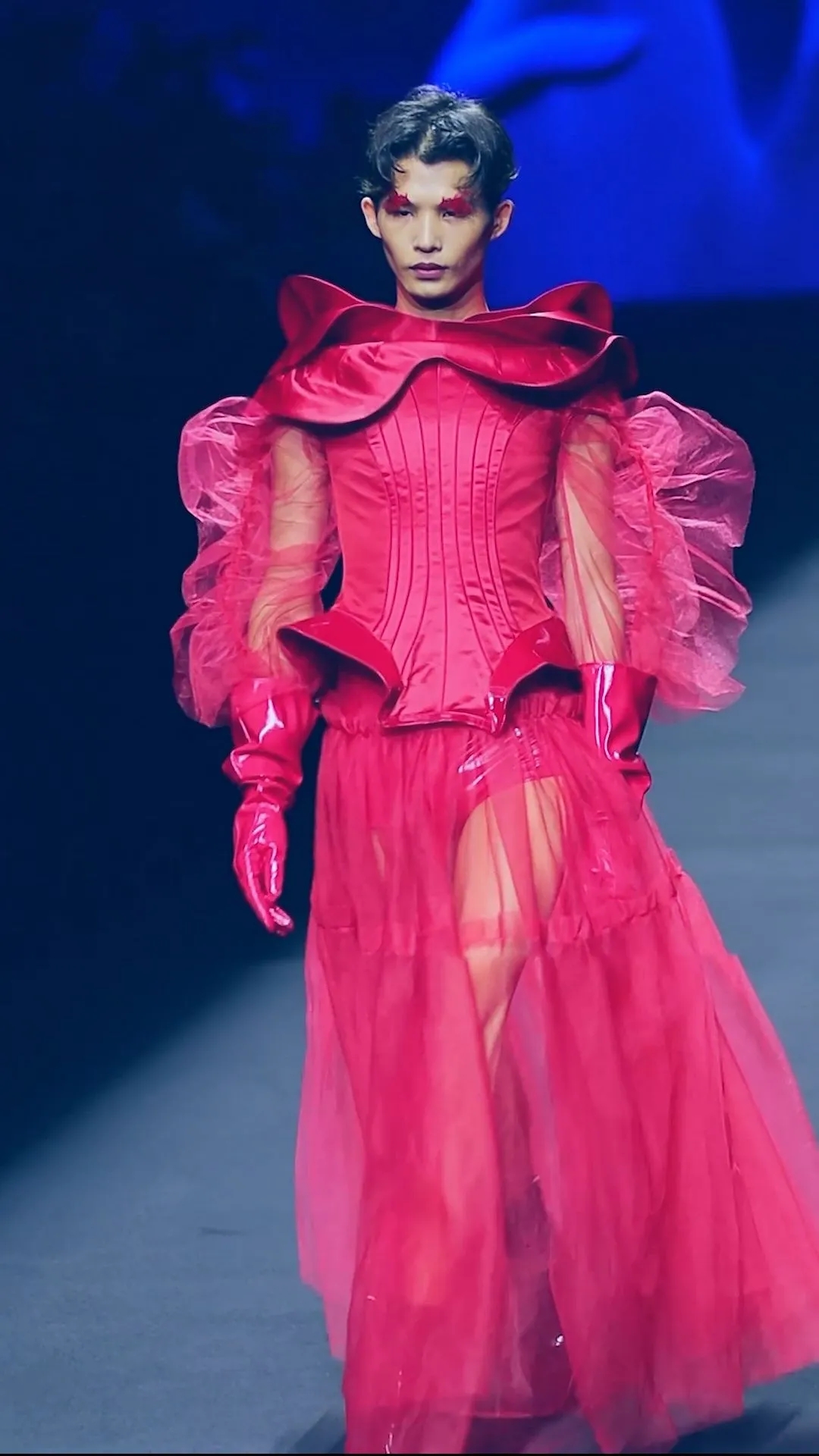 陆仙人|陆仙人要替代胡兵“中国第一男模”的位置?这不是痴人说梦吗