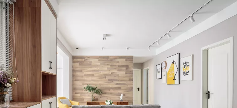 客厅别做复杂的吊顶了,试着用石膏线走一圈,简直不要太美