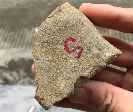 翡翠|翡翠的断口料解析