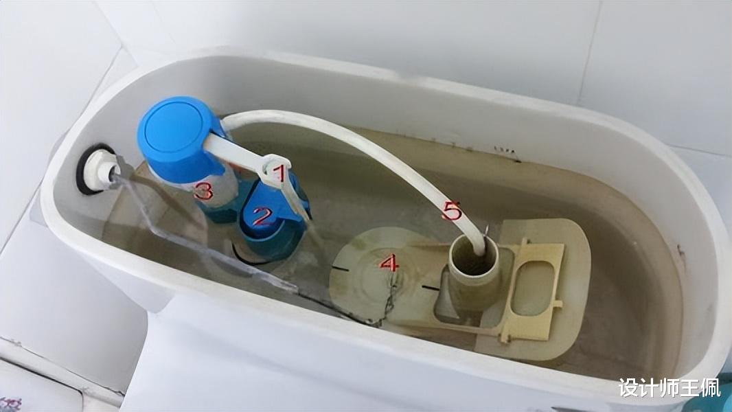 马桶的两个按钮都有什么用?这么简单的问题,却很少有人知道答案