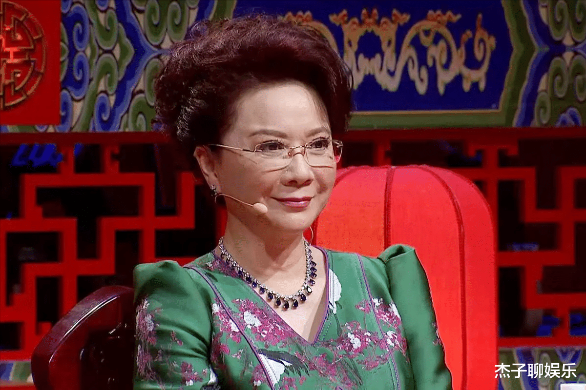 春晚|好家伙，潘长江蔡明现身春晚排练嘘声一片，观众吐槽理由出奇一致