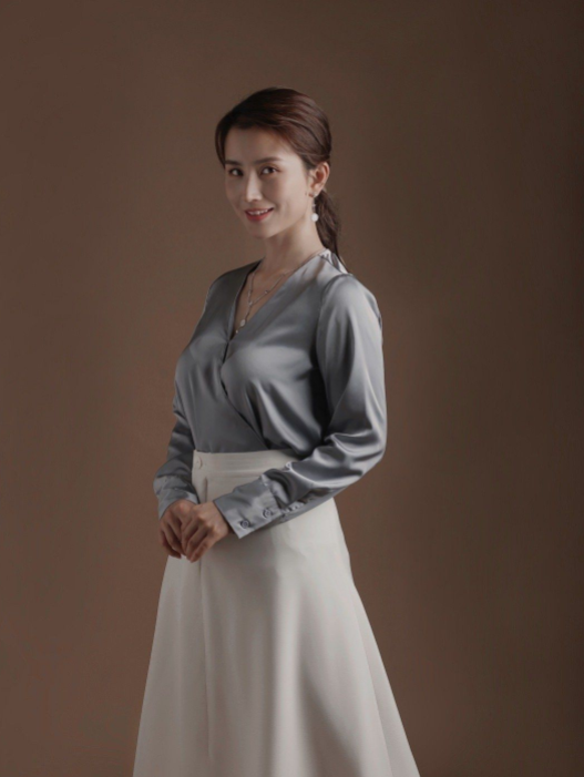 伏玟晓|东方卫视美女主持,闪婚闪离,二婚嫁富二代,今34岁独自带儿子