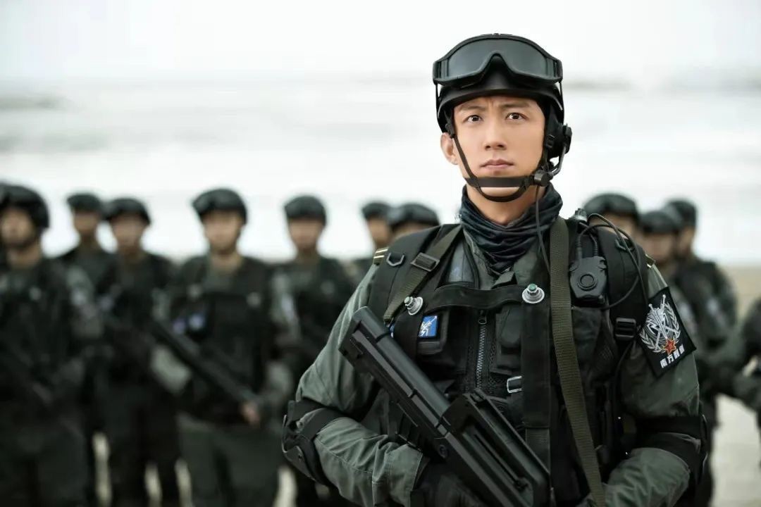 军人|同样是演军人，把肖战张译黄景瑜放在一起对比，差距就出来了