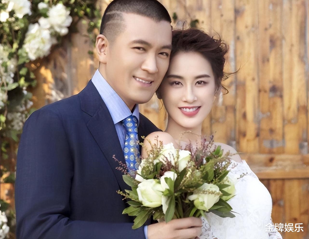 杨子|再添实锤证据!杨子家人和男方前妻相约吃饭,黄圣依却没在