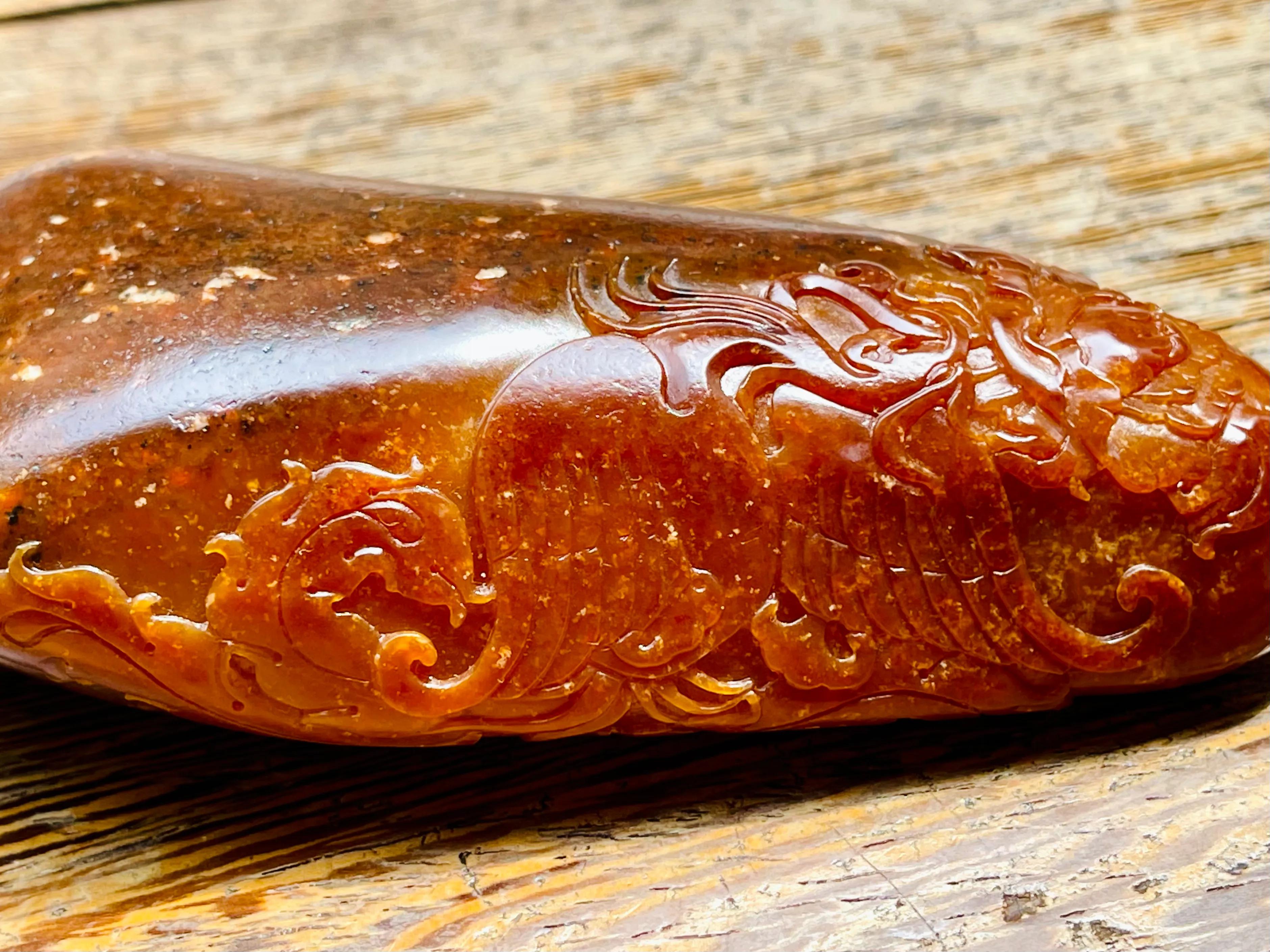 雕刻|籽料挂红，价值连城！和田籽料“凤穿牡丹”！