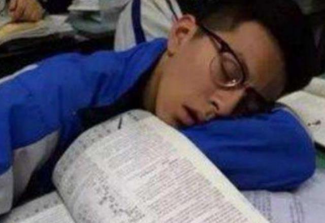 教师|“取消晚自习”呼声渐高，有关部门对此回应，家长纷纷拍手称好