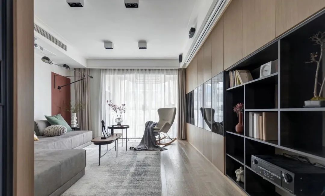 132m2现代新中式风,时尚简洁气质融入传统元素,越发优雅、文艺
