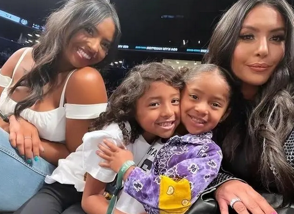 金·卡戴珊|40岁瓦妮莎晒合影不输卡戴珊，与神秘男子互动，2人被怀疑热恋中