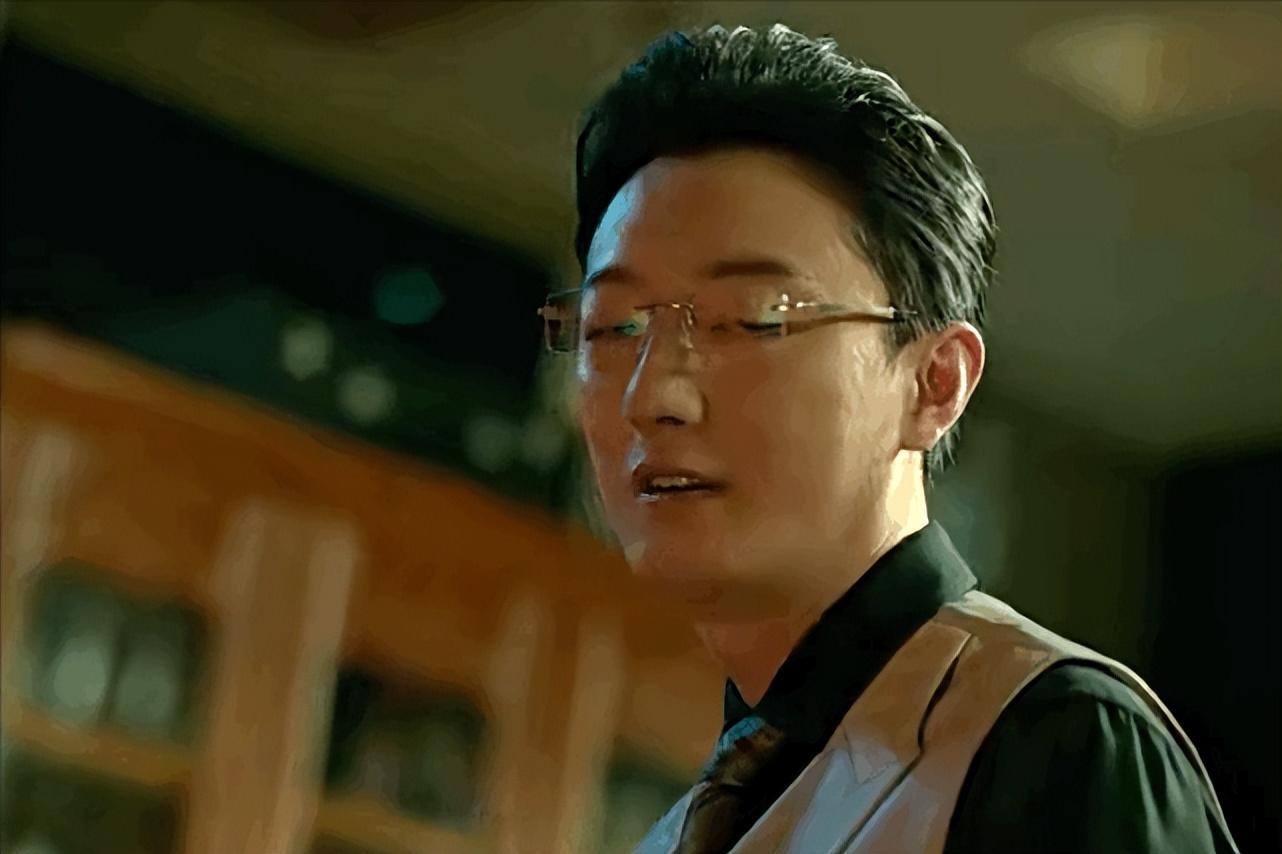 狂飙|《狂飙》收官仅22天，几位演员摊上事，唯一没走红女演员坐不住了