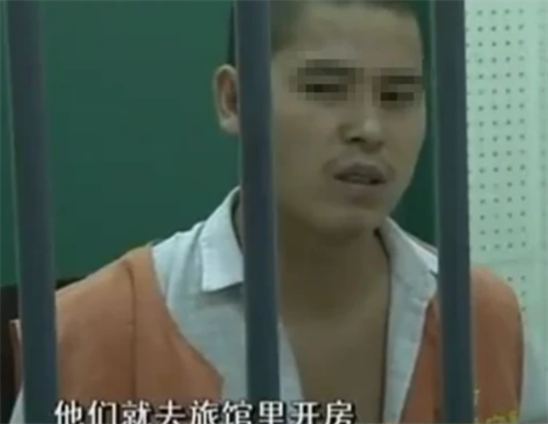 成都美女被泼硫酸,丈夫尽心照顾,警方调查发现细思极恐的真相