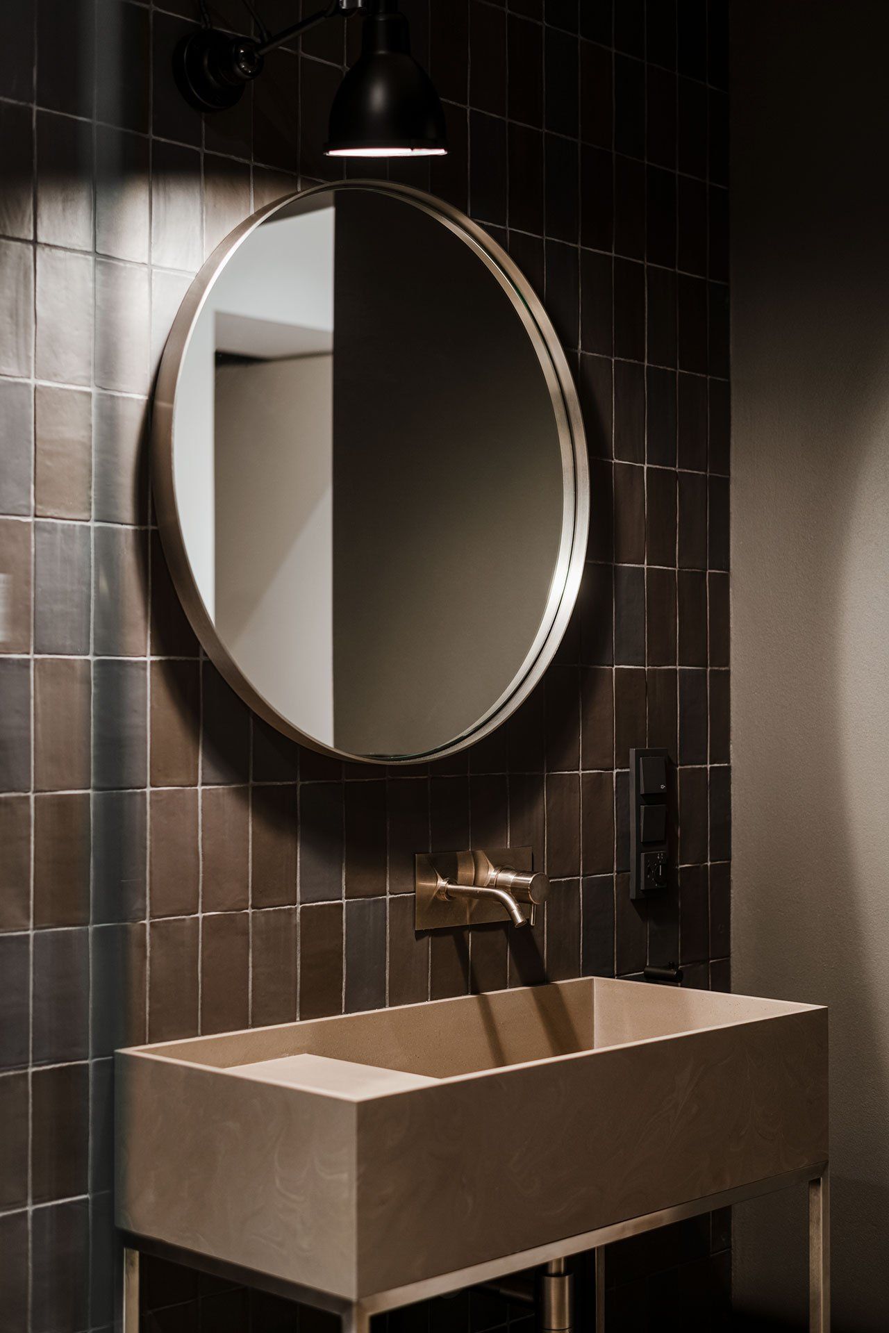 办公室|狸办公案例精选 | 波兰PZN办公室 科技与复古的完美融合