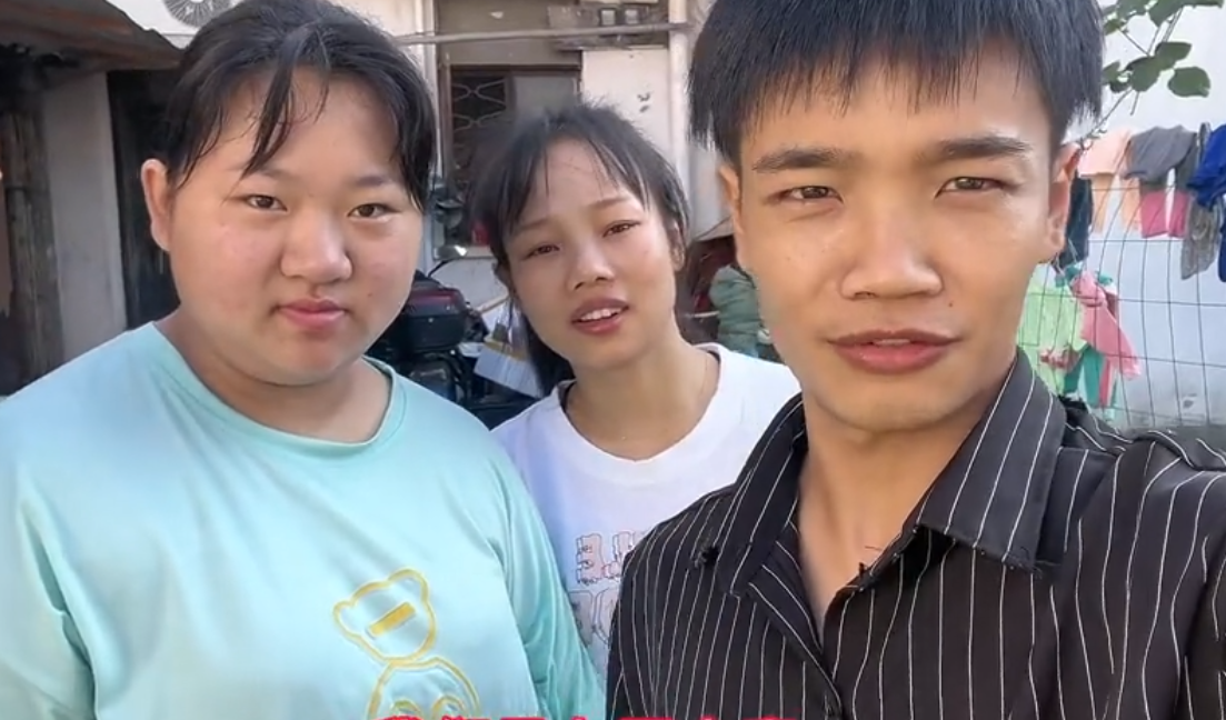 外卖小哥养一家五口,原因是老婆很懒?网友:挺会炒作的