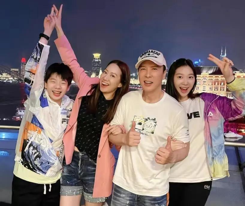 汪圆圆|汪诗诗和汪圆圆的好命人生：一个嫁功夫巨星，一个嫁百亿豪门