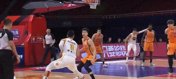上海男篮|大王是上海真正的大王！时隔12年率上海进4强！下场李春江打旧主