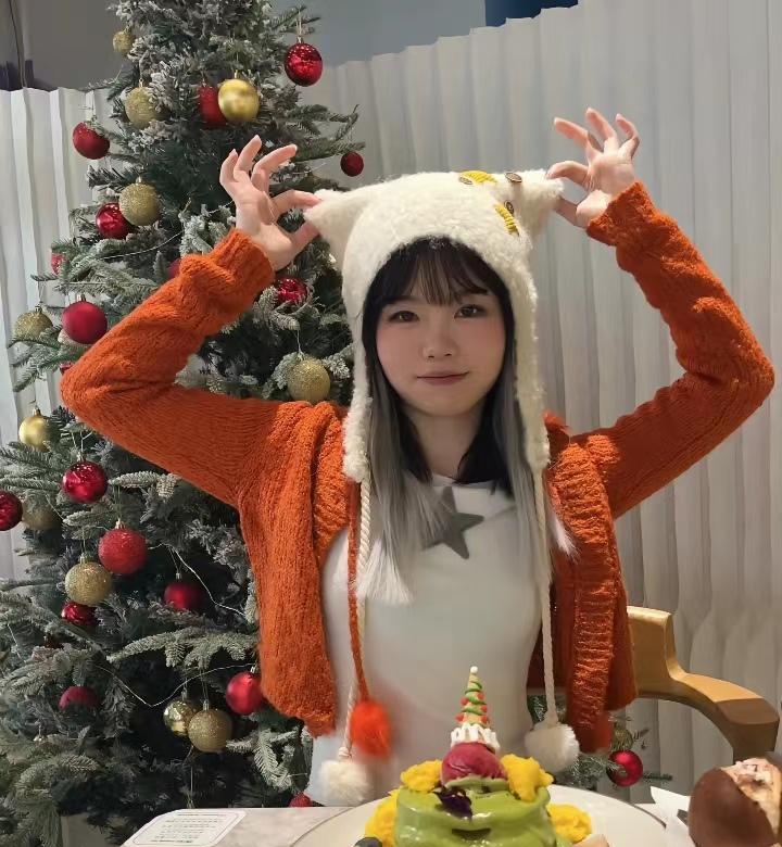 孙悦|孙悦晒姐弟三人“近照”,孙卓“吃相”太可爱,孙辉被指没礼貌