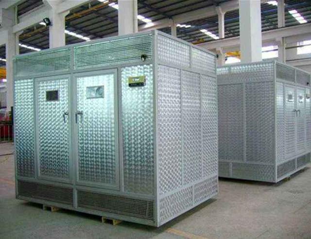 2020年东北男子坚持冬天装修，引警方怀疑，侦破国内最大假钞案