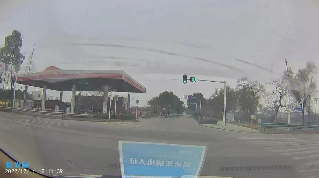 蛮横!60岁男子“被救护车”撞落水溺亡:120闯红灯且消极营救!