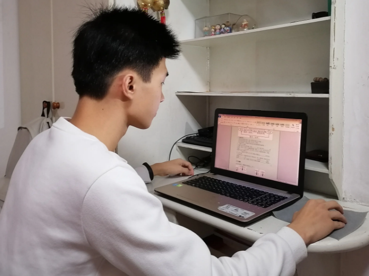 C罗|“我们不招上网课的毕业生”，企业老板的一番话，清醒中透着无奈