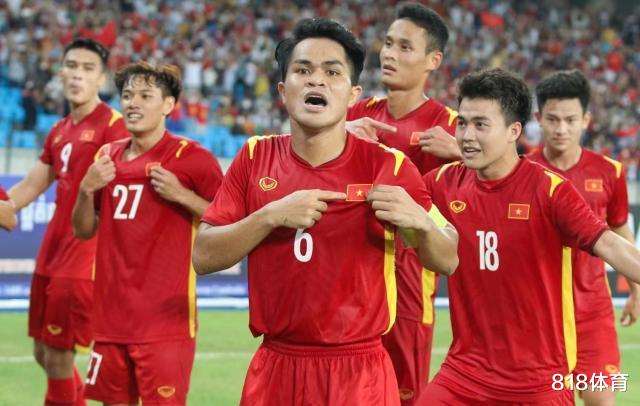 u23|排面! 越南力克泰国首夺东南亚U23冠军, 主席总理发贺电: 祖国为你们骄傲!