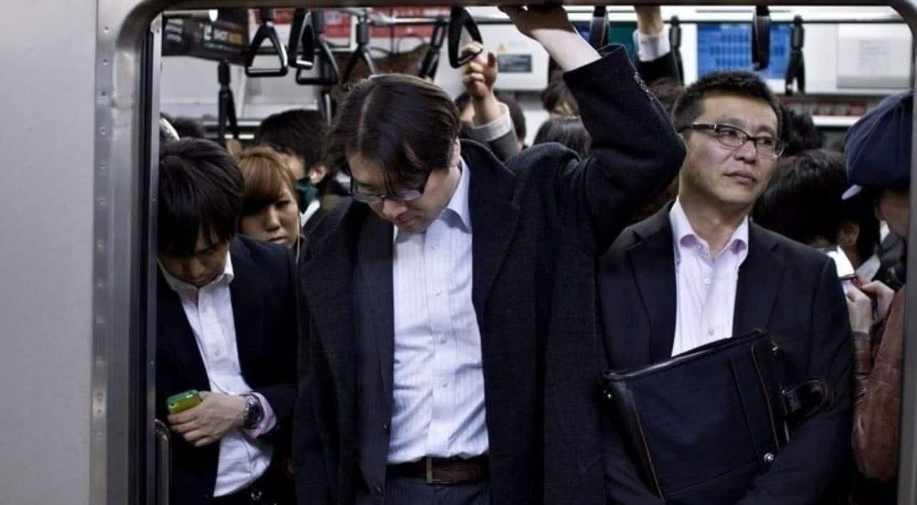 日本|当年那些在最高点贷款买房的日本人，后来怎么样了？给国人提了醒