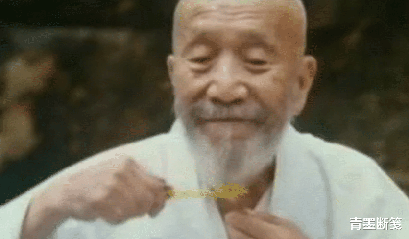 李名炀|李名炀：75岁才进娱乐圈，曾富过李嘉诚，后获金马奖，却拒绝领奖