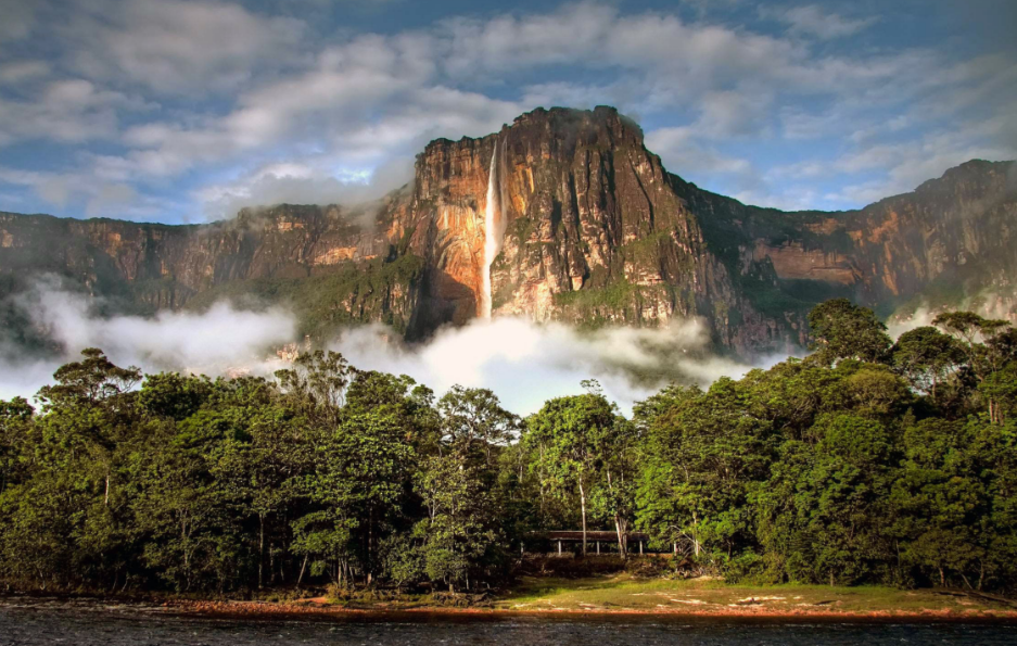 |委内瑞拉安赫瀑布：这个地方的景色十分的壮丽的