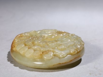 |清代,和田玉胡人戏狮瓦子