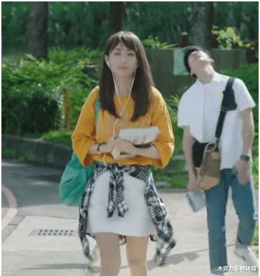 情侣|30岁了还能演学生的8位女星，穿上校服青春感觉就来了