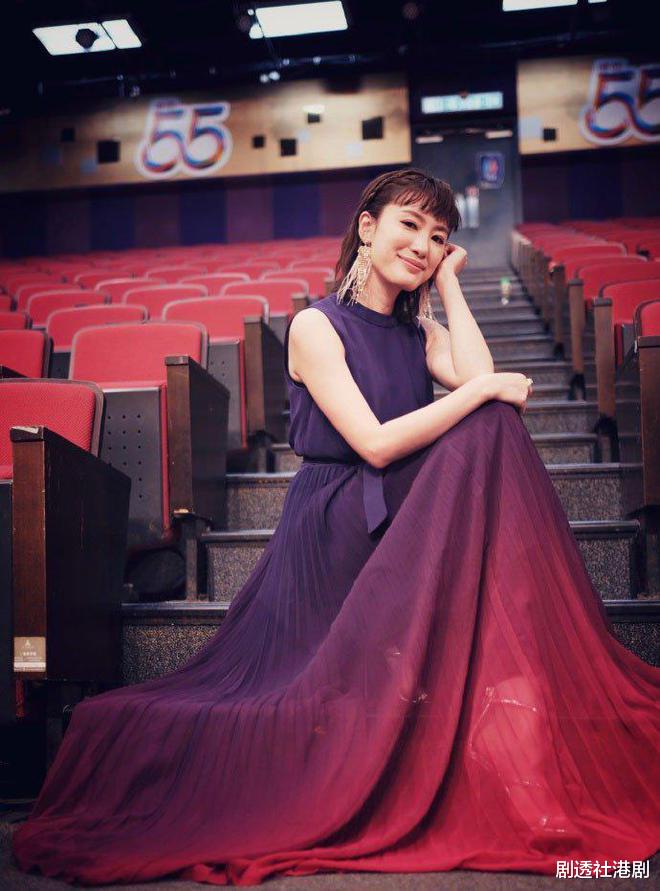 |续约可能性大！TVB上位小花去留成谜，被曝有望留下解决无线花旦荒