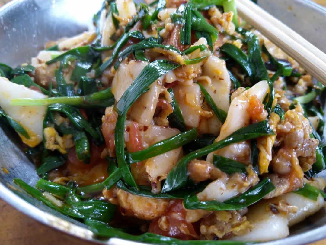 西双版纳|赏银杏泡温泉，这个边陲小镇才是秋冬顶流！