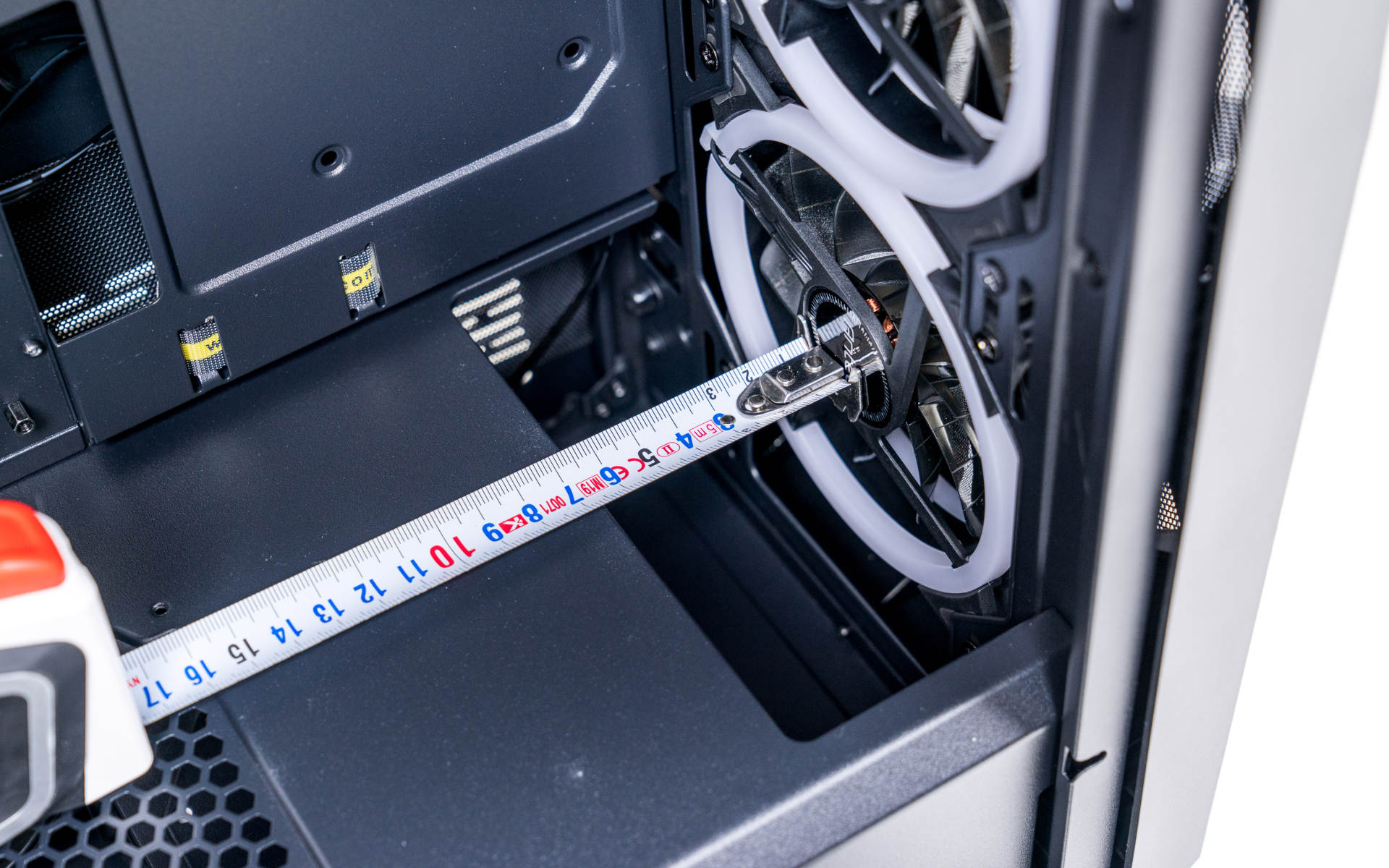 安钛克|散热优等生——安钛克DF 800Flux使用体验