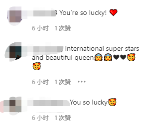 周润发|66岁周润发罕见同框廖碧儿，鬓角全白仍帅气，两人意外撞脸似父女