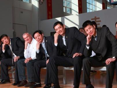 巩晓彬|兄弟反目？山东男篮五虎将决裂，巩晓彬与鞠维松分道扬镳