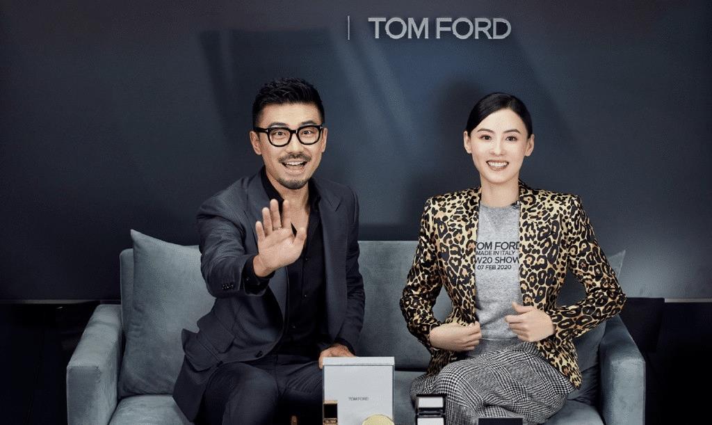 张柏芝|张柏芝参加任贤齐妹妹婚礼，穿皮衣配蓝裤，罕见同框小齐把新娘风头都抢了