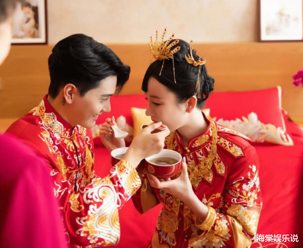 宋芸桦|张檬中式婚礼照曝光！大红色喜服黄金首饰太耀眼，凤冠霞帔美翻了