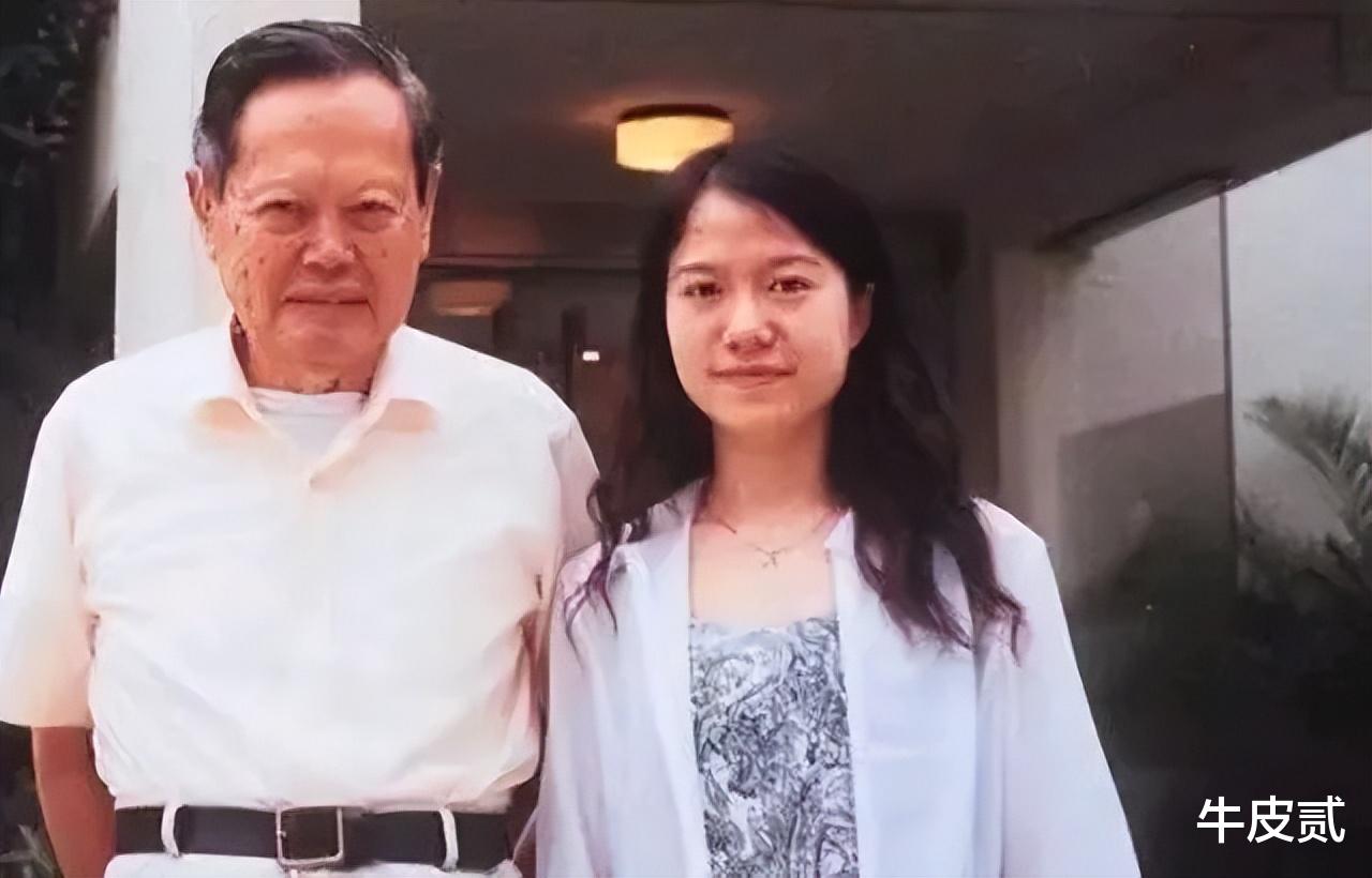 杨振宁|杨振宁:过完了百岁生日就住进医院,挂念相爱的妻子以后的幸福