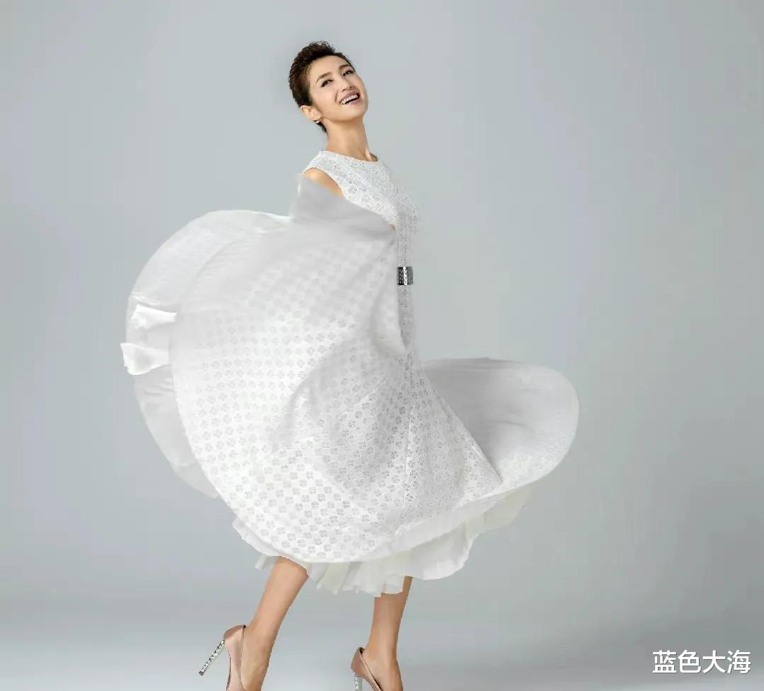 春妮|春妮：二婚嫁刚强，饭都是他做，41岁生一子也幸福