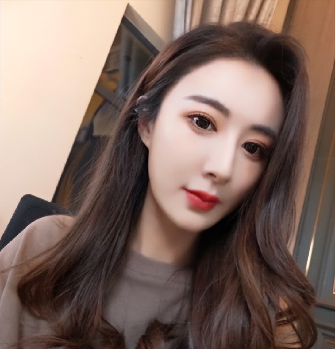 薇娅|“带货女王”薇娅:从服装导购到偷税13亿,37岁的她是怎样落幕的