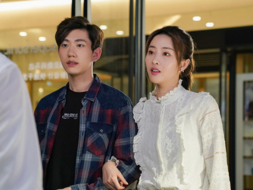 青春须早为|《青春须早为》年轻人的创业史,奋斗中加入甜蜜,让事业与爱平衡