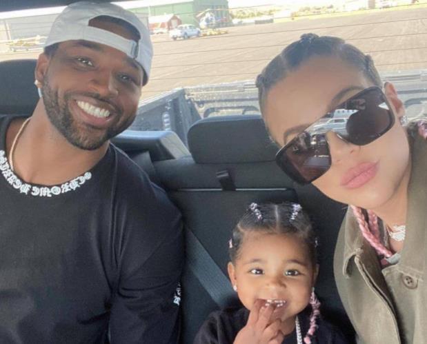 科勒·卡戴珊|第3次追逐卡戴珊，TT和女儿见面，父女一起跳舞，一家四口团聚了