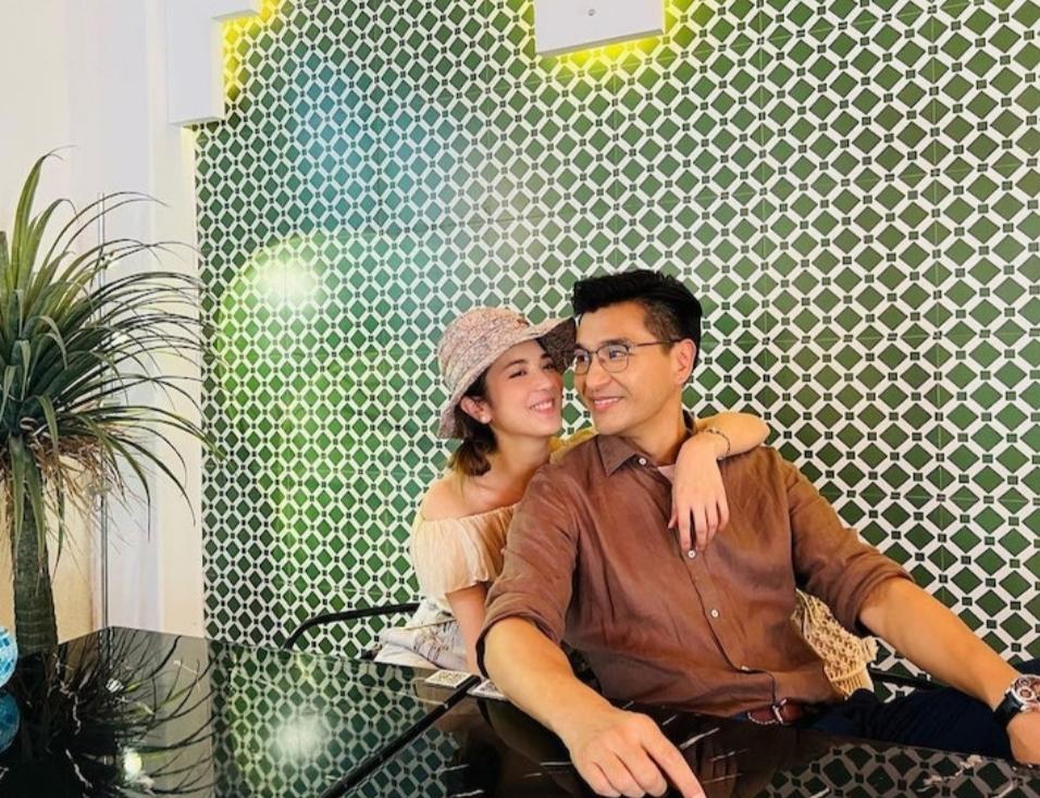 二胎|恭喜！TVB视帝晒照疑暗示再做爸爸，与小花太太对二胎开放心态