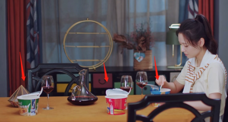 野蛮生长|论植入,谁有《风吹半夏》这么肆无忌惮?遍地广告却没人反感