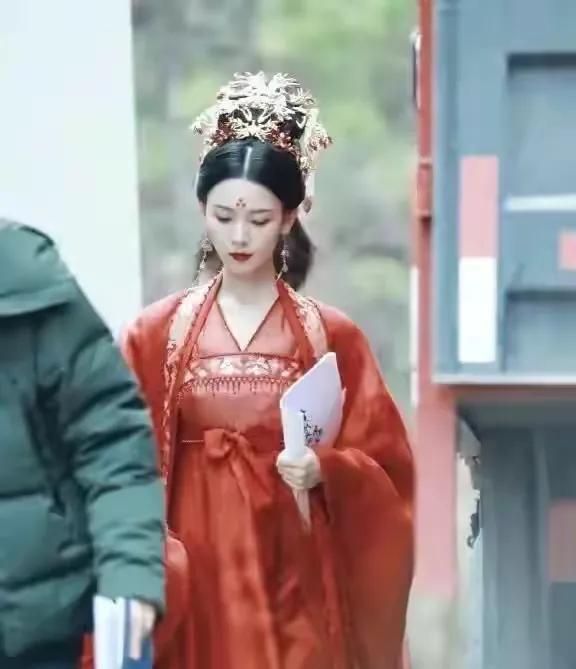 优酷|《皓衣行》三位主演均有待播优酷bg剧,罗云熙《长月》23年初播放