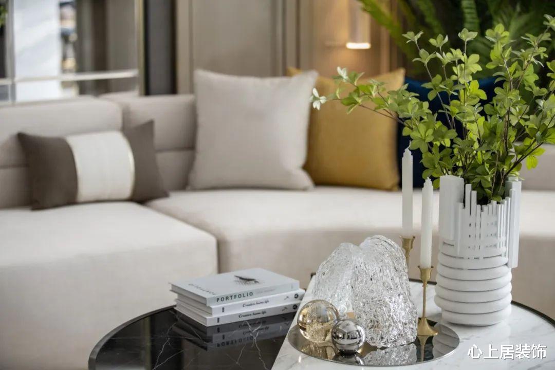 154㎡轻奢复式,优雅不灭,超越时间之影