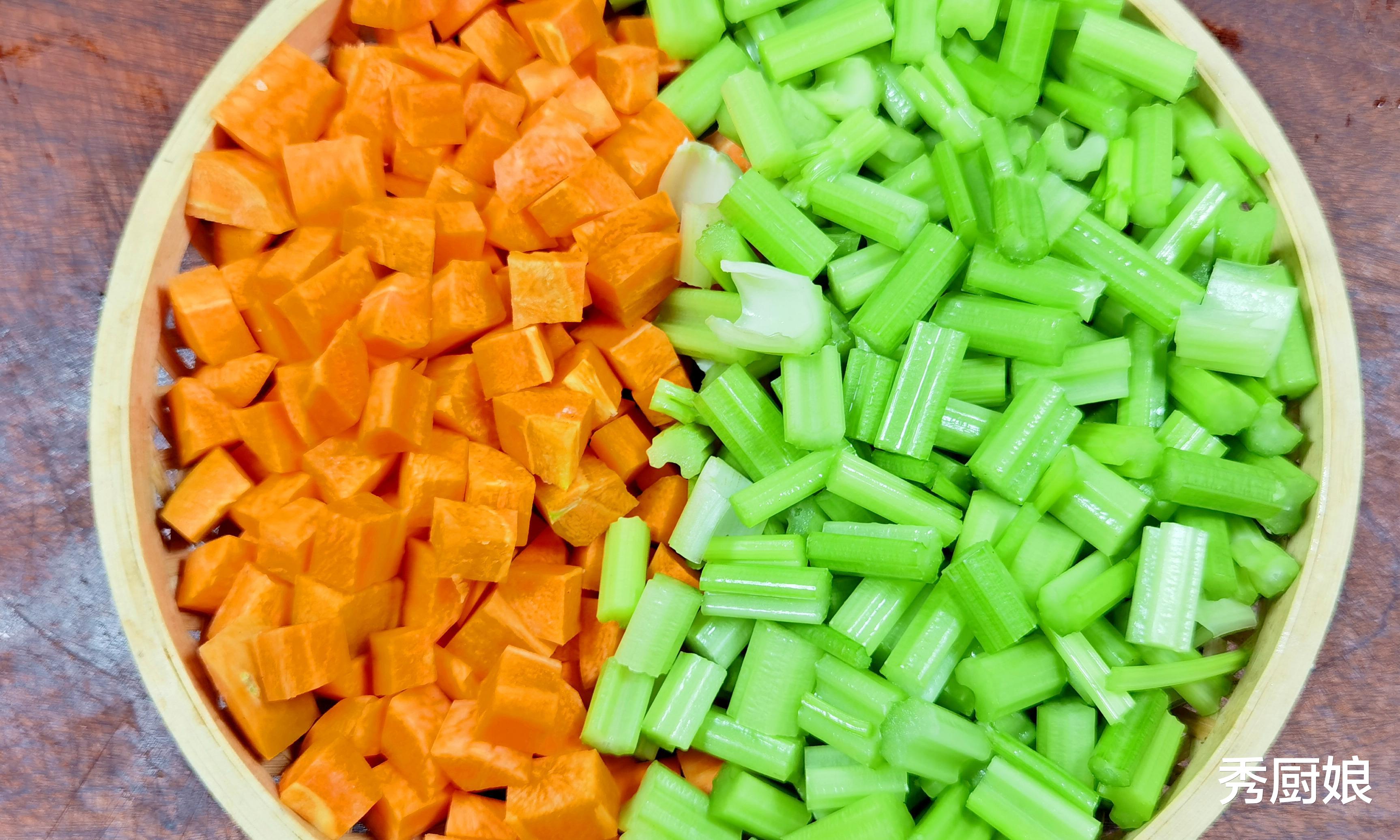 黄豆芽|立冬将至,少吃猪肉,多吃4种“碱性菜”,调节平衡,健康过寒冬